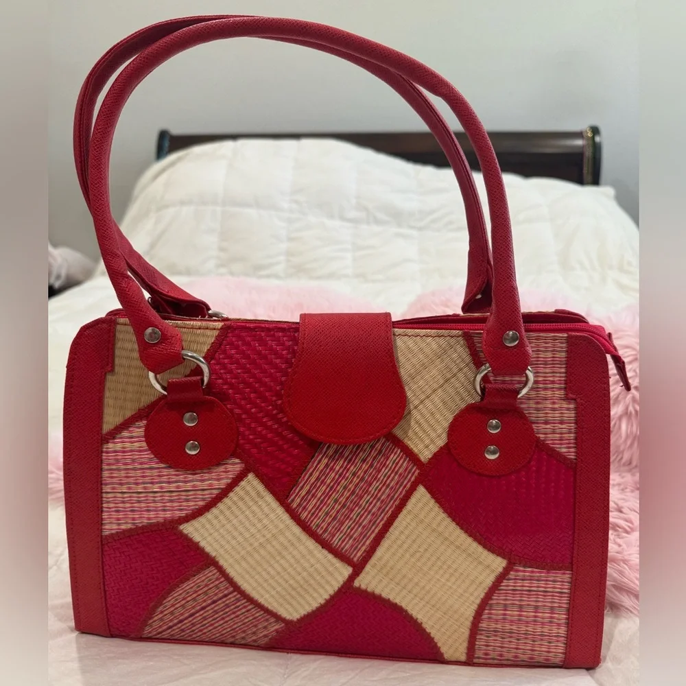 N/A beautiful woven